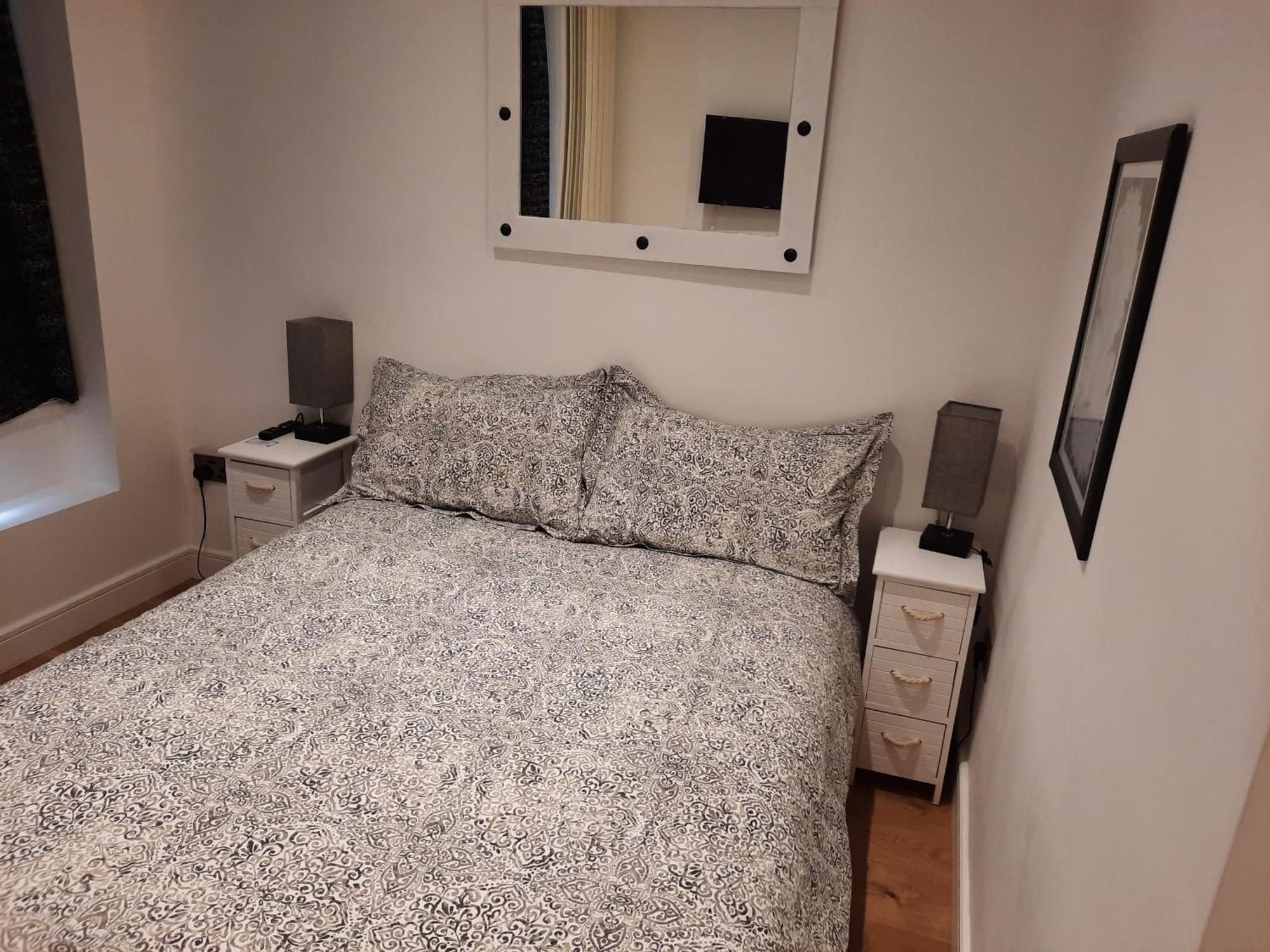 Lovely Home With Full En-Suite Double Bed Rooms Reading Esterno foto